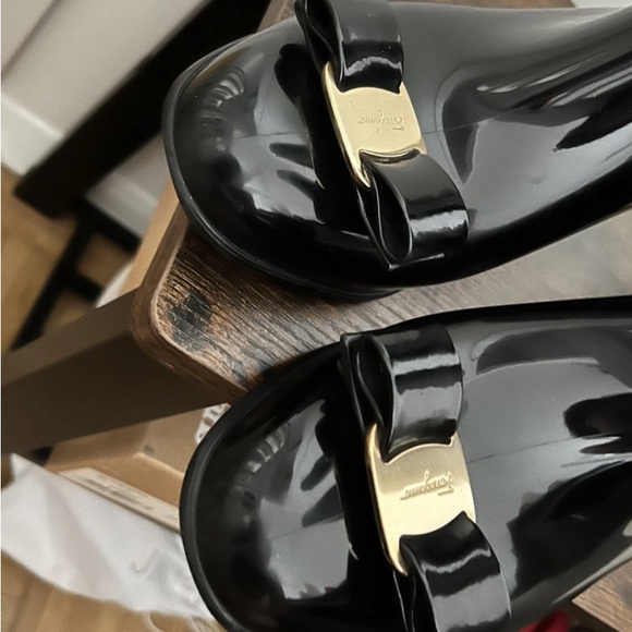 SALVATORE FERRAGAMO rain boots 8M - Picture 6 of 8
